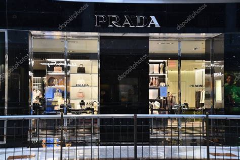 prada mclean tysons galleria